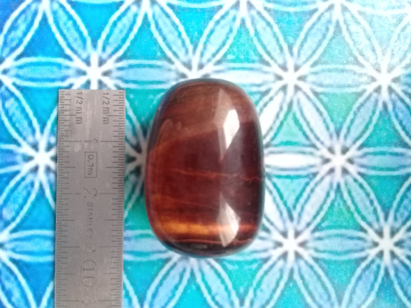 Load image into Gallery viewer, Pierre roulée Œil de taureau Grade A ++++ Pierre roulée Œil de taureau
