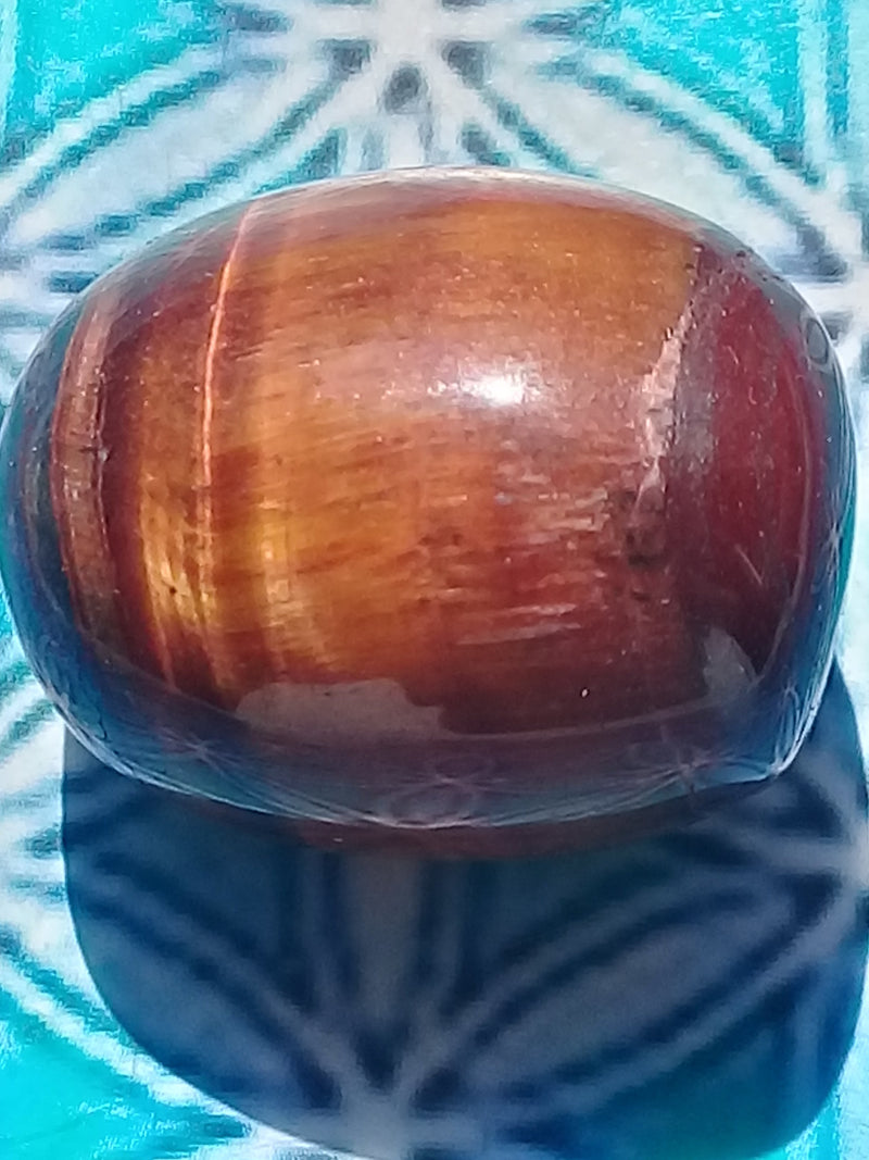 Load image into Gallery viewer, Pierre roulée Oeil de taureau Grade A ++++ Pierre roulée Œil de taureau
