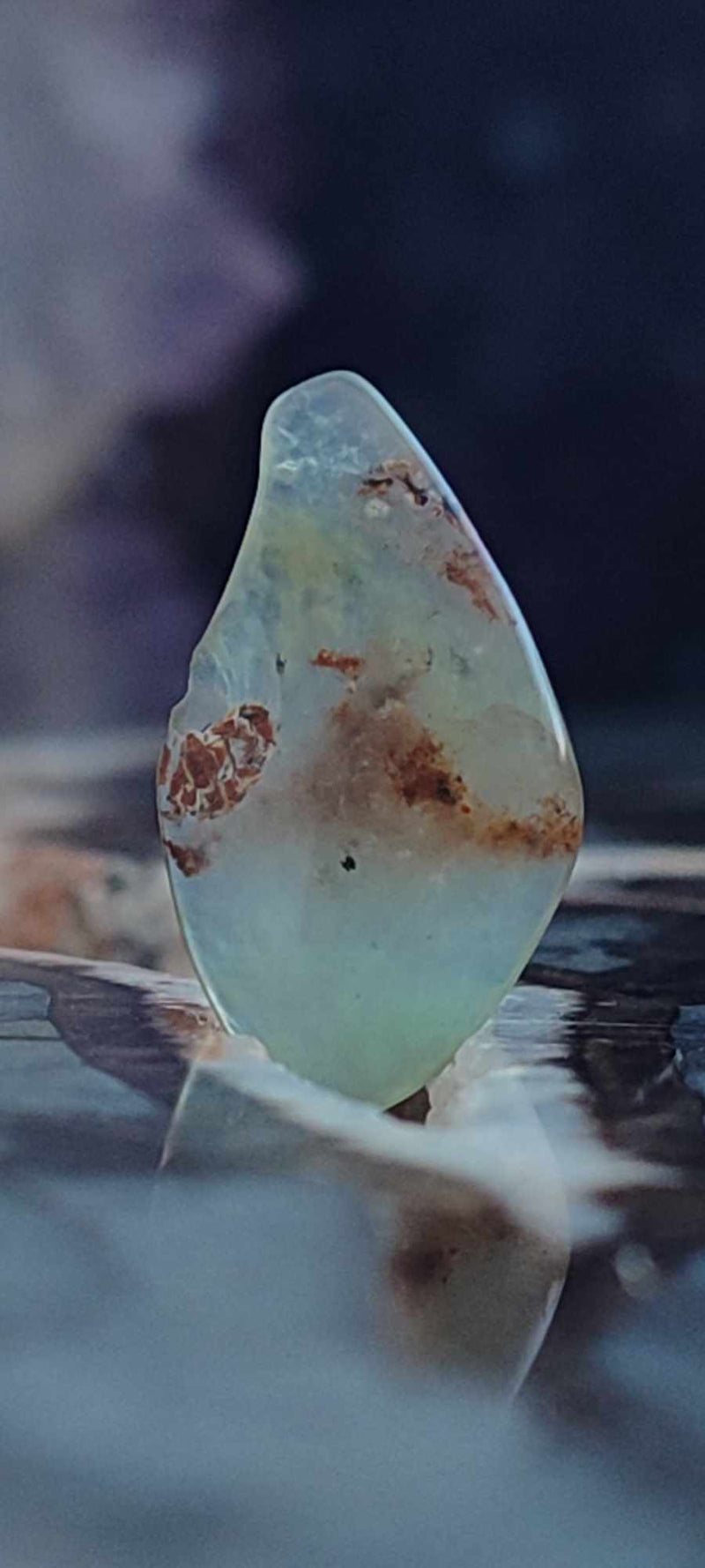 Загрузить изображение в просмотрщик галереи, Chrysoprase du Kazakhstan pierre roulée Grade &quot;Extra&quot; Chrysoprase pierre roulée Dans la besace du p&#39;tit Poucet (Boutique Officielle)
