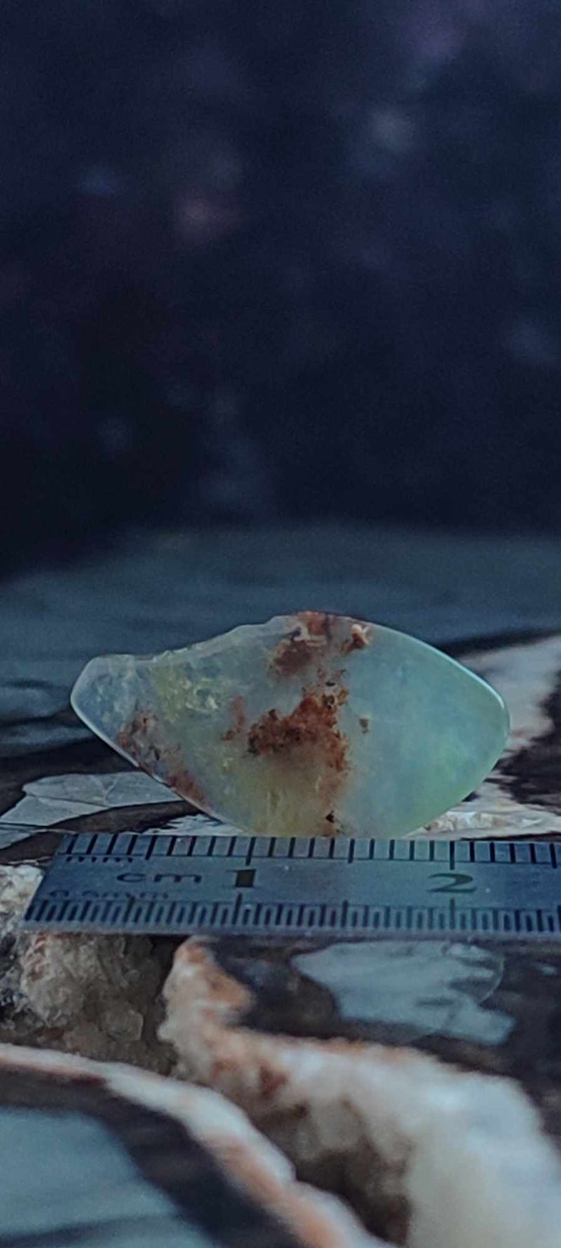 Загрузить изображение в просмотрщик галереи, Chrysoprase du Kazakhstan pierre roulée Grade &quot;Extra&quot; Chrysoprase pierre roulée Dans la besace du p&#39;tit Poucet (Boutique Officielle)
