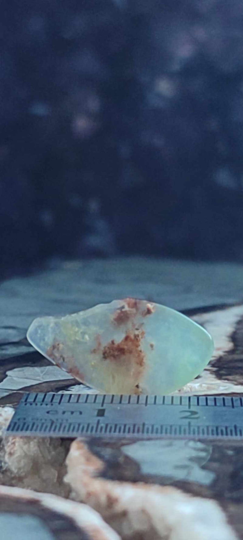 Загрузить изображение в просмотрщик галереи, Chrysoprase du Kazakhstan pierre roulée Grade &quot;Extra&quot; Chrysoprase pierre roulée Dans la besace du p&#39;tit Poucet (Boutique Officielle)
