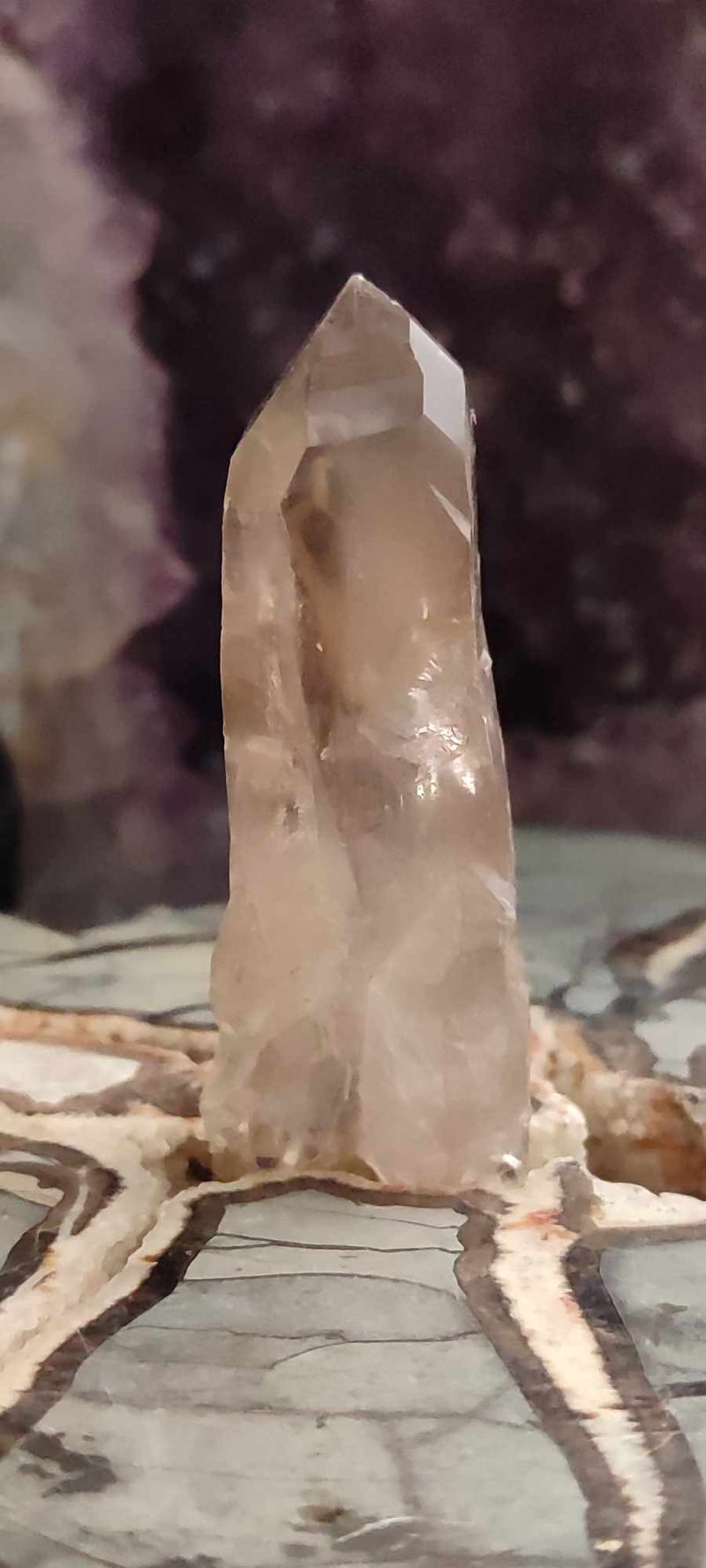 Chargez l&#39;image dans la visionneuse de la galerie, Quartz fumé du Brésil pointe brute Grade A++++ Quartz fumé Dans la besace du p&#39;tit Poucet (Boutique Officielle)
