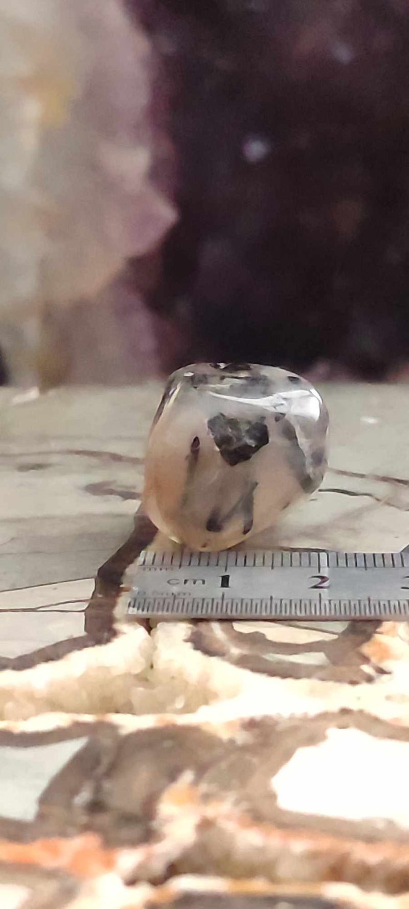 Chargez l&#39;image dans la visionneuse de la galerie, Quartz à inclusions de Tourmaline, Brésil pierre roulée Grade A++++ Quartz à inclusions de Tourmaline Dans la besace du p&#39;tit Poucet (Boutique Officielle)
