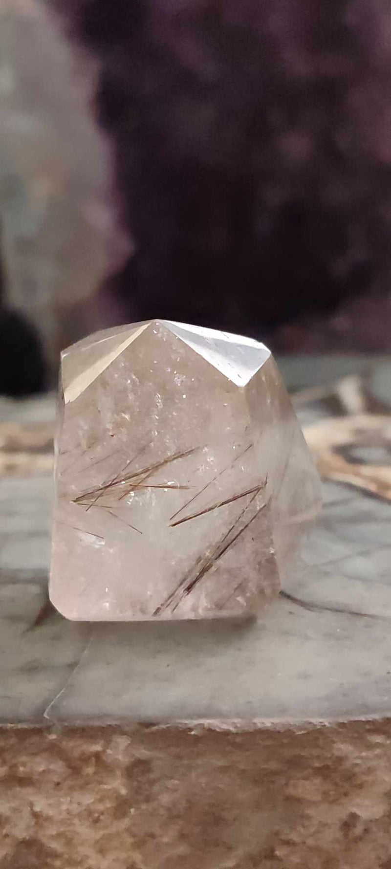 Chargez l&#39;image dans la visionneuse de la galerie, Quartz à inclusions de rutile du Brésil colonne Grade A++++ Quartz rutile Dans la besace du p&#39;tit Poucet (Boutique Officielle)
