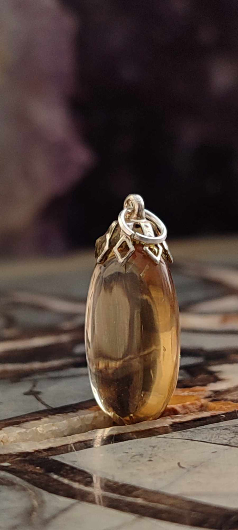 Load image into Gallery viewer, Citrine naturelle et véritable du Brésil pendentif Grade A++++ (fourni avec cordon) Citrine naturelle pendentif Dans la besace du p&#39;tit Poucet (Boutique Officielle)
