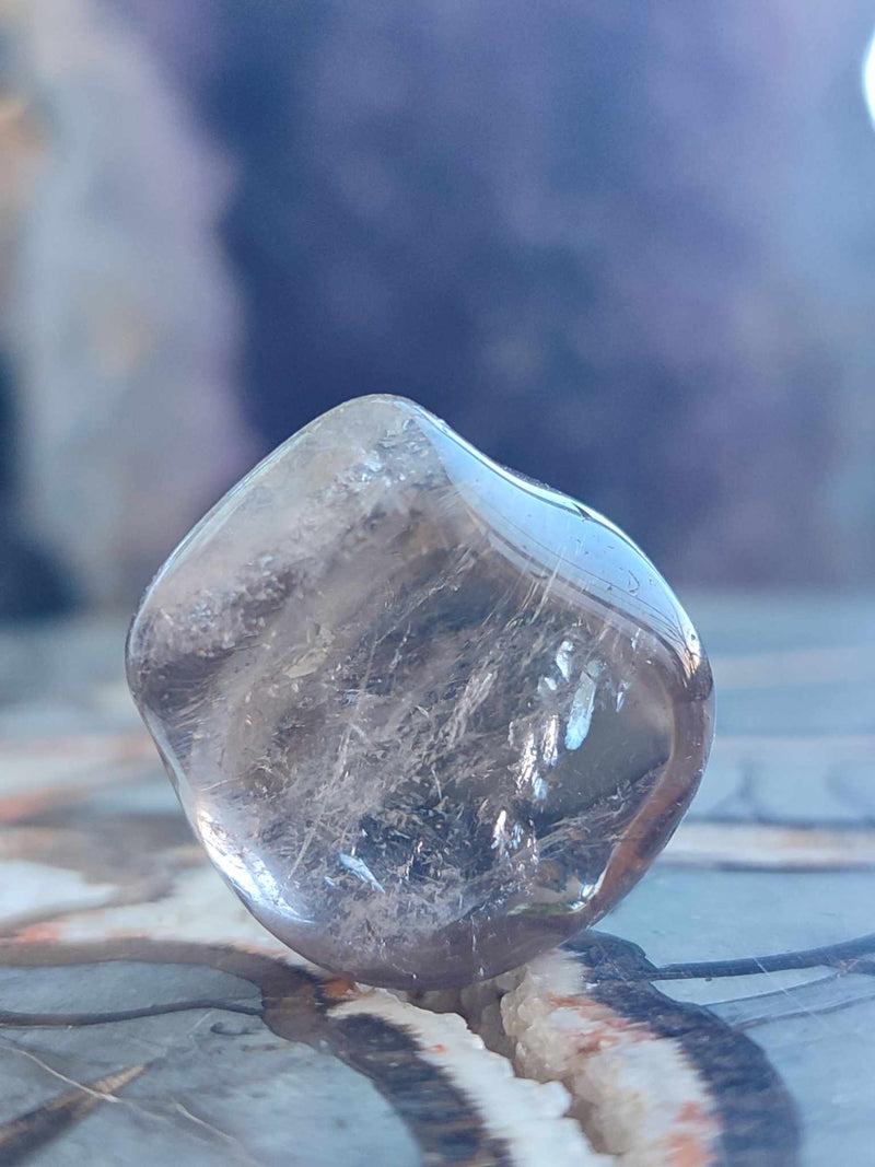 Cargue la imagen en el visor de la galería, Quartz fumé du Brésil pierre roulée Grade A++++ Quartz fumé du Brésil pierre roulée Dans la besace du p&#39;tit Poucet (Boutique Officielle)
