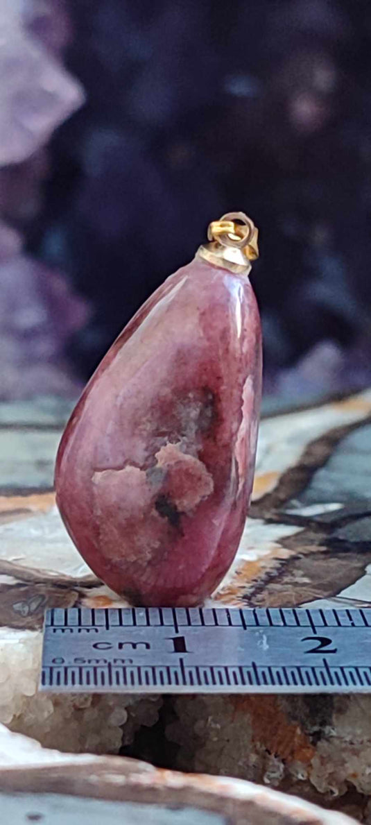 Rhodonite du Pérou pendentif Grade A++++ (fourni avec cordon) Rhodonite pendentif Dans la besace du p'tit Poucet (Boutique Officielle)