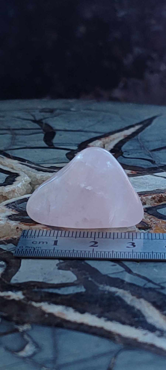 Quartz rose du Brésil pierre roulée Grade A++++ quartz rose pierre roulée Dans la besace du p'tit Poucet (Boutique Officielle)