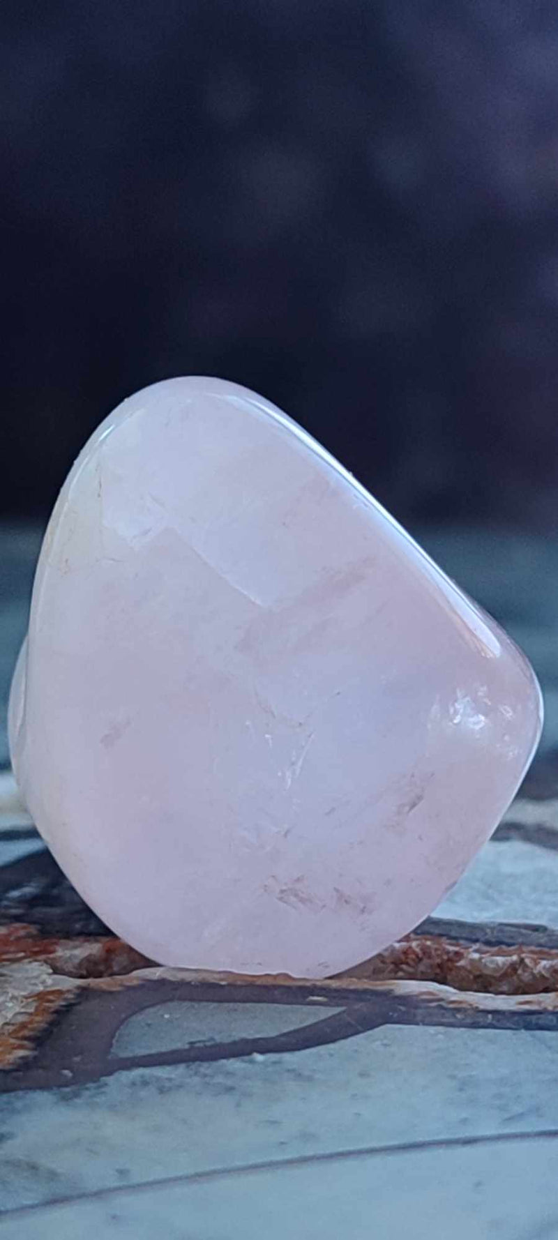 Laden Sie das Bild in Galerie -Viewer, Quartz rose du Brésil pierre roulée Grade A++++ quartz rose pierre roulée Dans la besace du p&#39;tit Poucet (Boutique Officielle)
