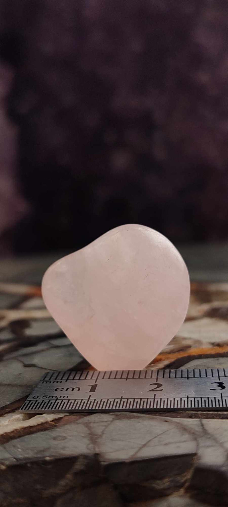 Cargue la imagen en el visor de la galería, Quartz rose du Brésil, pierre roulée Grade A++++ quartz rose pierre roulée Dans la besace du p&#39;tit Poucet (Boutique Officielle)
