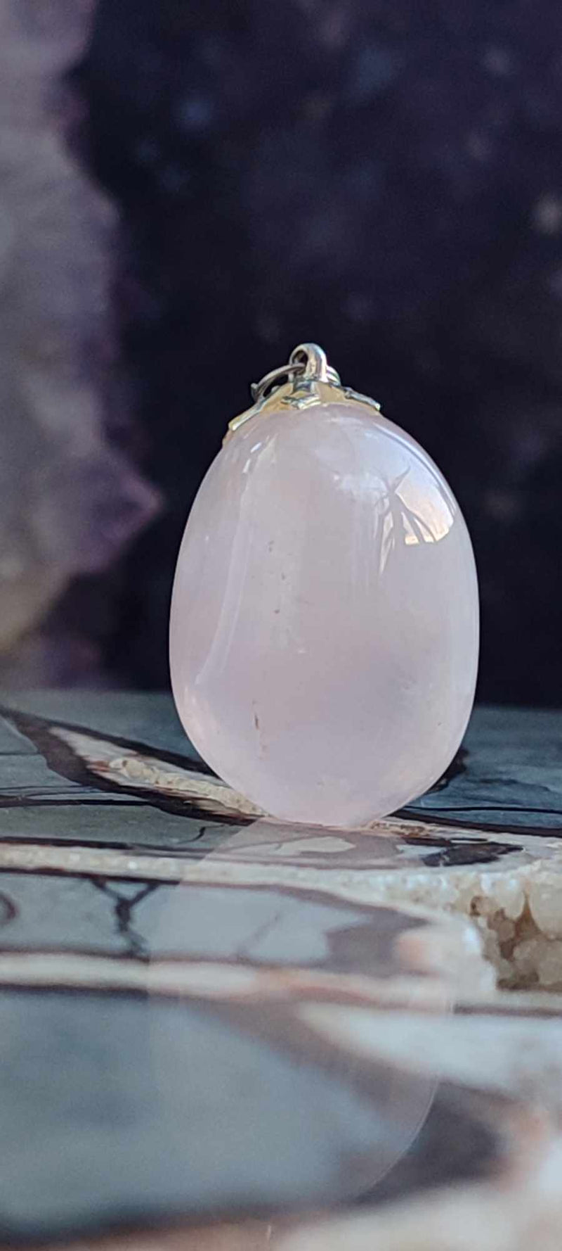 Chargez l&#39;image dans la visionneuse de la galerie, Quartz rose du Brésil pendentif grade A++++ (fourni avec cordon) Quartz rose pendentif Dans la besace du p&#39;tit Poucet (Boutique Officielle)
