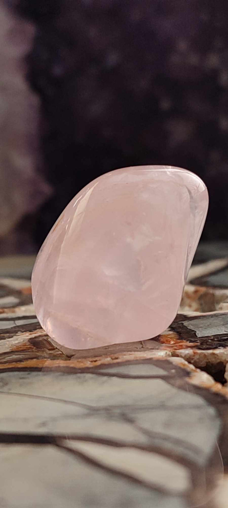 Laden Sie das Bild in Galerie -Viewer, Quartz rose du Brésil, pierre roulée Grade A++++ Pendule Quartz rose Dans la besace du p&#39;tit Poucet (Boutique Officielle)
