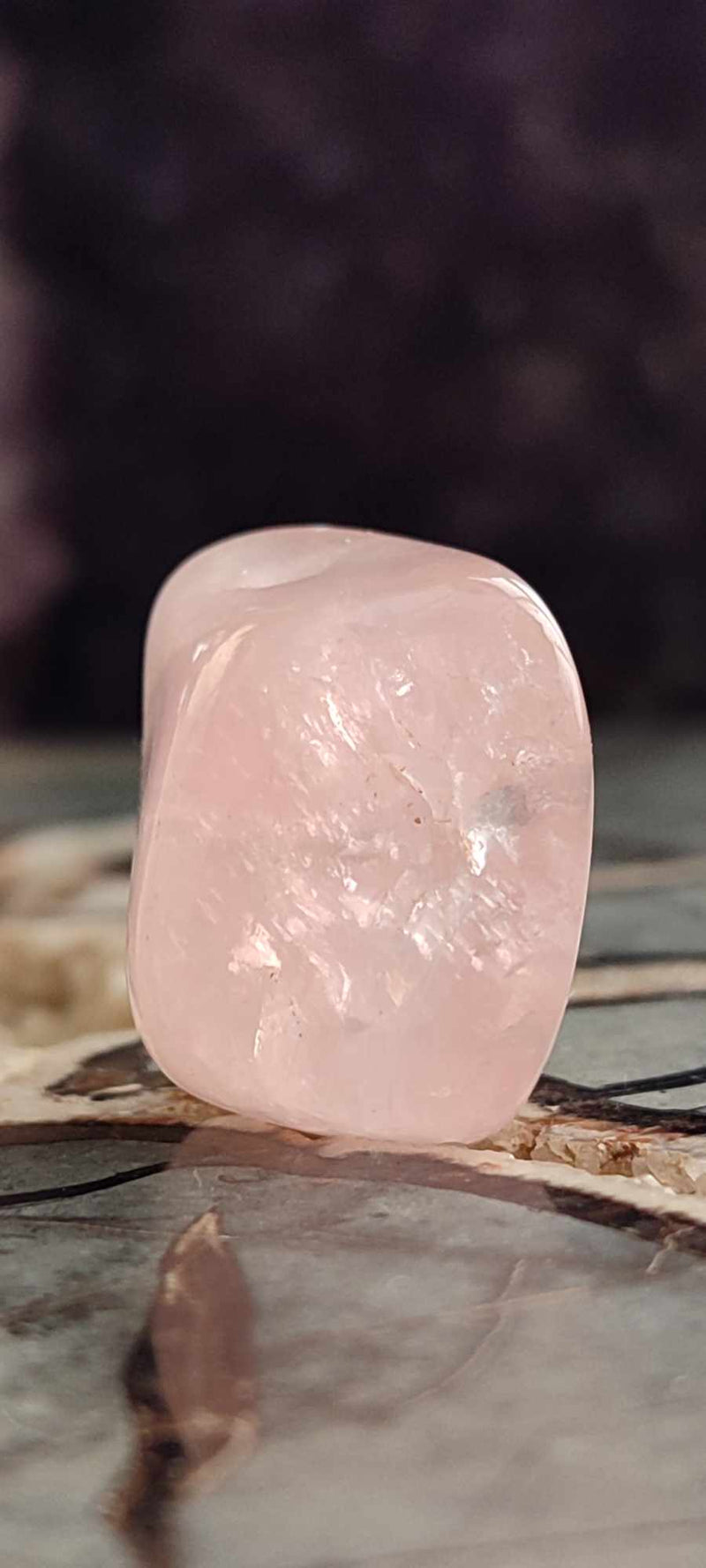 Laden Sie das Bild in Galerie -Viewer, Quartz rose du Brésil, pierre roulée Grade A++++ quartz rose pierre roulée Dans la besace du p&#39;tit Poucet (Boutique Officielle)
