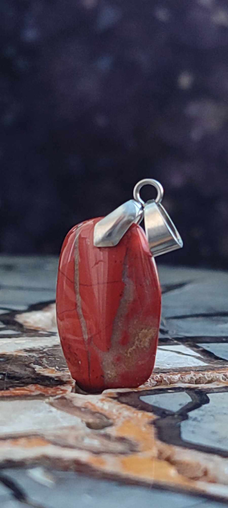 Cargue la imagen en el visor de la galería, Jaspe rouge du Grésil pendentif Grade A++++ (fourni avec cordon) jaspe rouge pendentif Dans la besace du p&#39;tit Poucet (Boutique Officielle)
