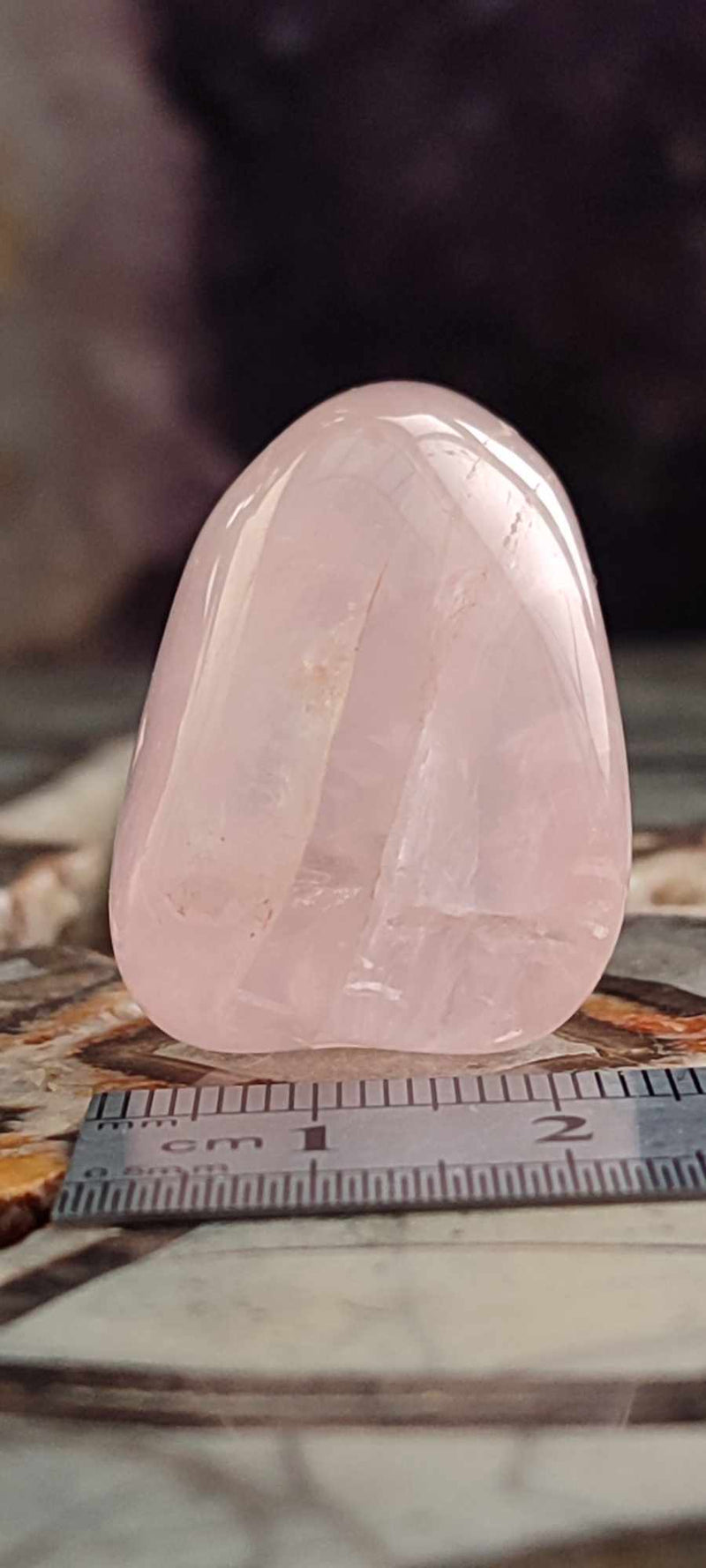 Laden Sie das Bild in Galerie -Viewer, Quartz rose du Brésil, pierre roulée Grade A++++ Pendule Quartz rose Dans la besace du p&#39;tit Poucet (Boutique Officielle)
