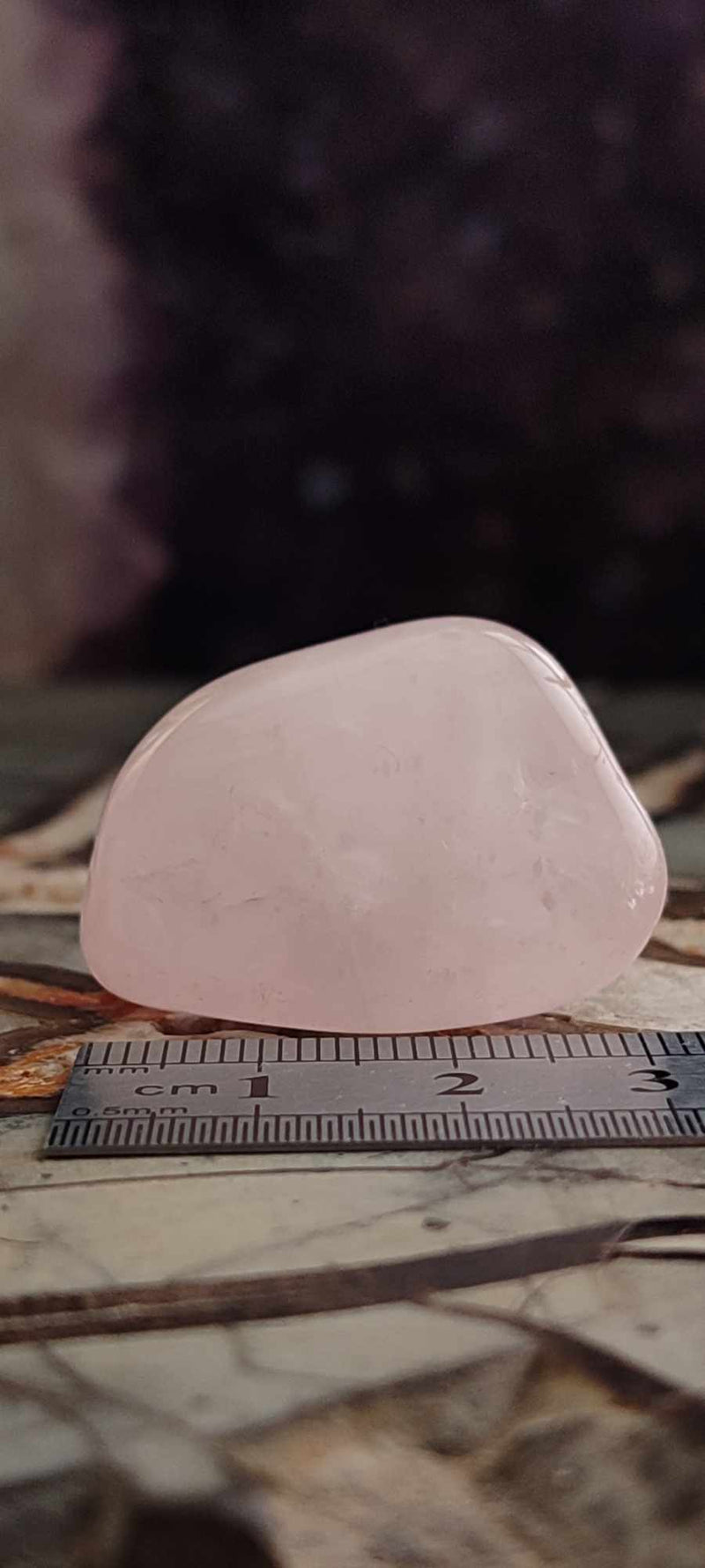 Cargue la imagen en el visor de la galería, Quartz rose du Brésil, pierre roulée Grade A++++ quartz rose pierre roulée Dans la besace du p&#39;tit Poucet (Boutique Officielle)
