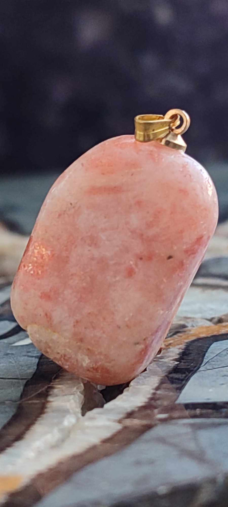 Laden Sie das Bild in Galerie -Viewer, Pierre du soleil Héliolite du brésil pendentif Grade A++++ (fourni avec cordon) Pierre du soleil héliolite pendentif Dans la besace du p&#39;tit Poucet (Boutique Officielle)
