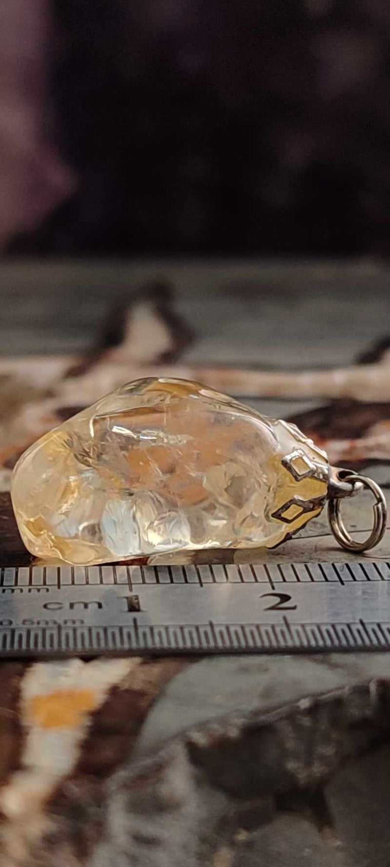 Load image into Gallery viewer, Citrine naturelle et véritable du Brésil pendentif Grade A++++ (fourni avec cordon) Citrine naturelle pendentif Dans la besace du p&#39;tit Poucet (Boutique Officielle)
