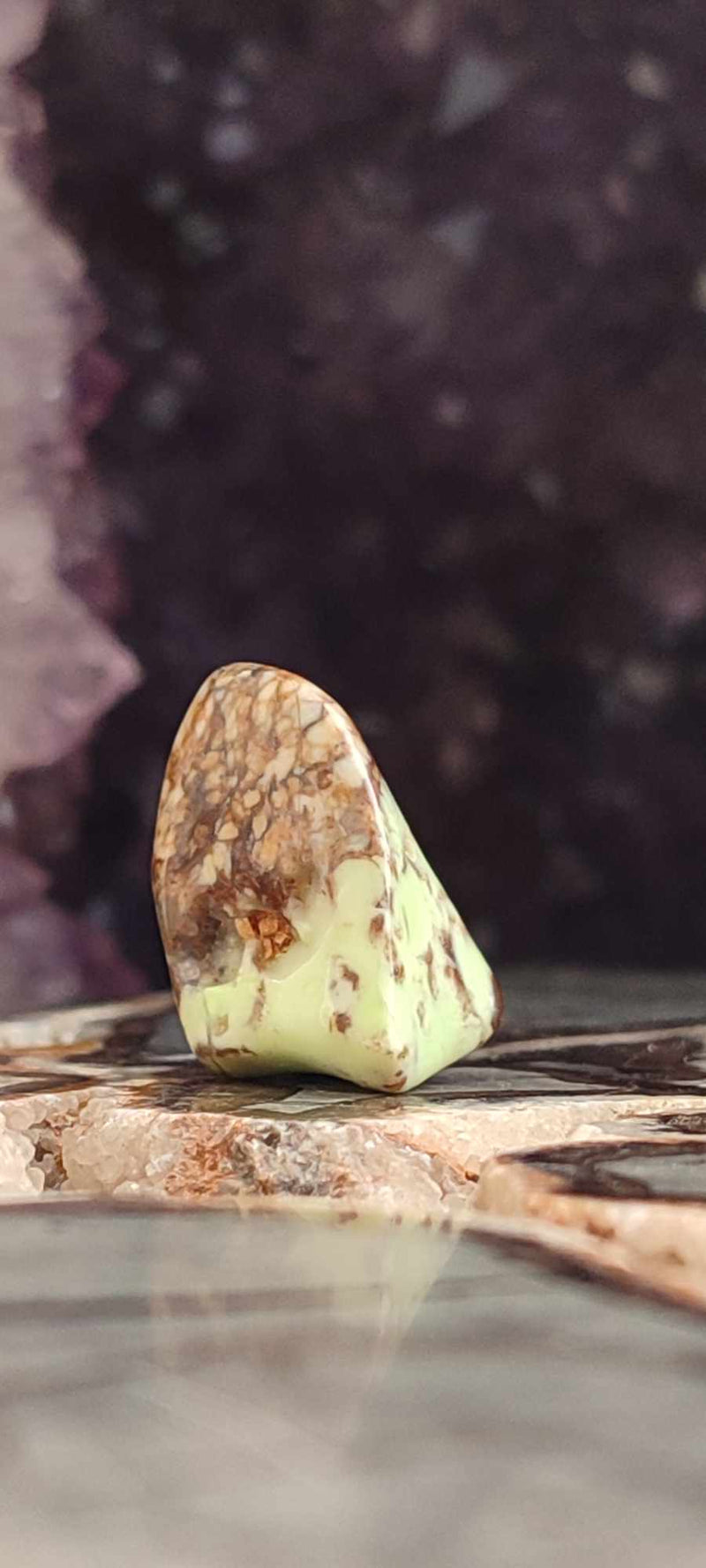 Load image into Gallery viewer, Chrysoprase citron d&#39;Australie pierre roulée grade A++++ Chrysoprase citron pierre roulée Dans la besace du p&#39;tit Poucet (Boutique Officielle)
