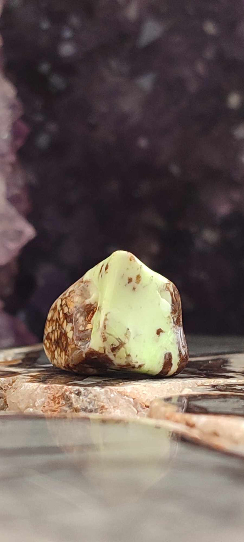 Load image into Gallery viewer, Chrysoprase citron d&#39;Australie pierre roulée grade A++++ Chrysoprase citron pierre roulée Dans la besace du p&#39;tit Poucet (Boutique Officielle)
