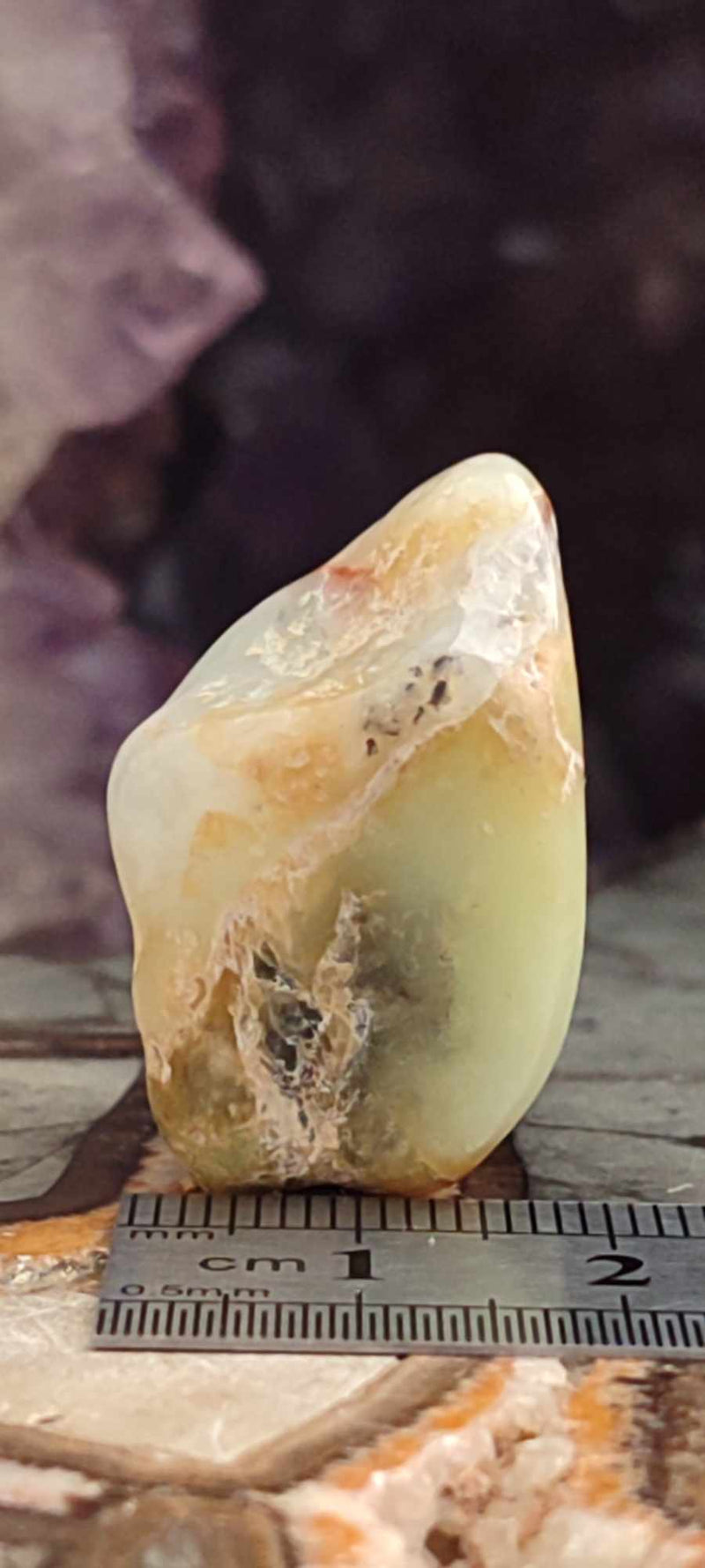 Carica immagine in Galleria Viewer, Chrysoprase du Kazakhstan pierre roulée Grade A++++
