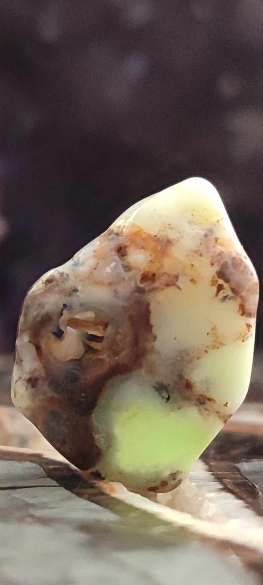 Chrysoprase du Kazakhstan pierre roulée Grade A++++