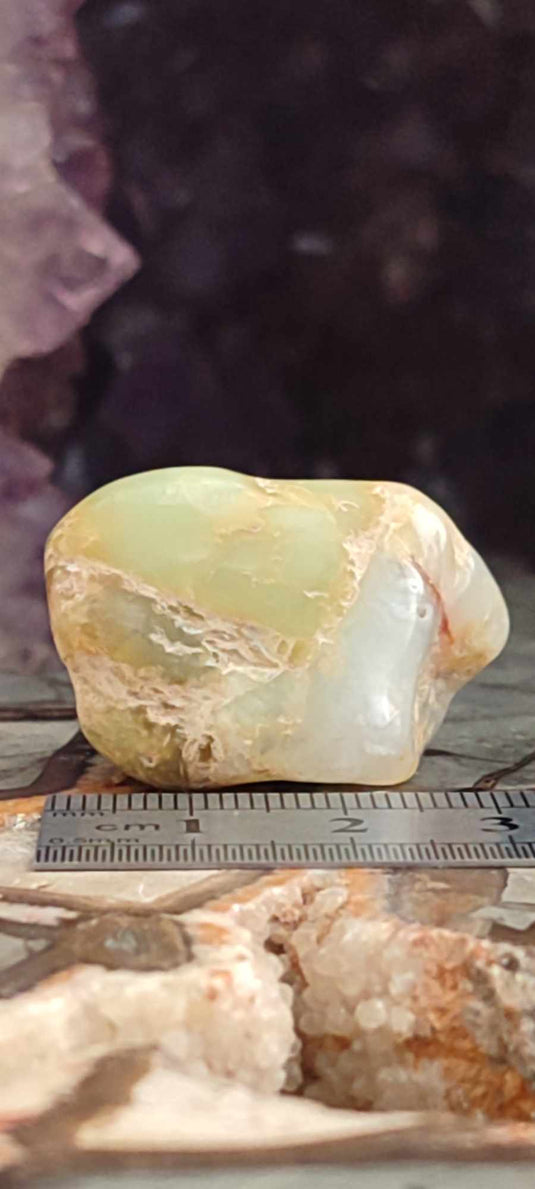 Chrysoprase du Kazakhstan pierre roulée Grade A++++