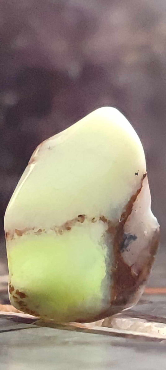 Chrysoprase du Kazakhstan pierre roulée Grade A++++