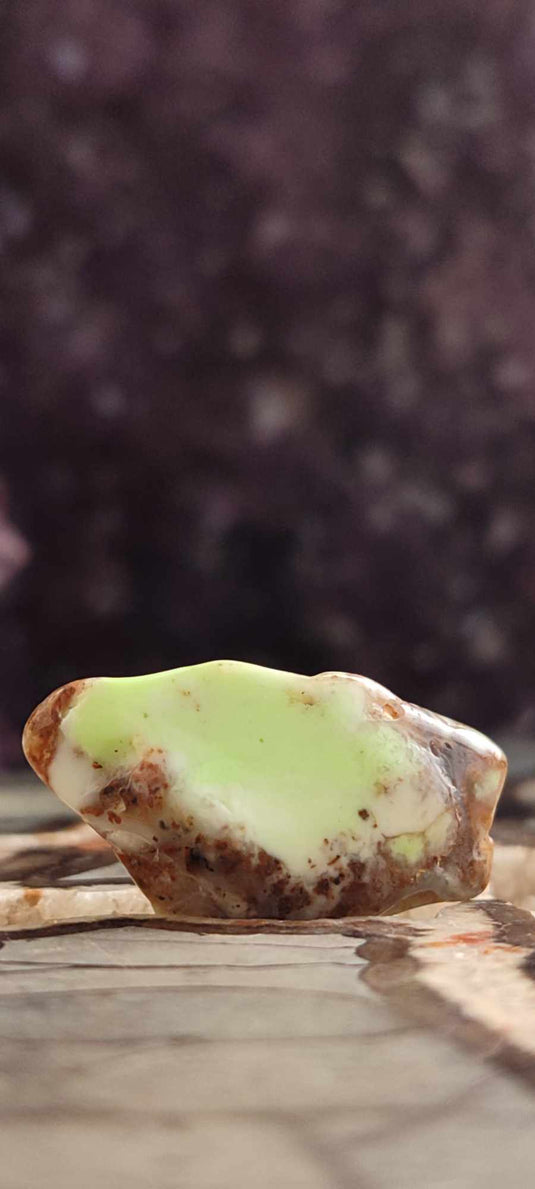 Chrysoprase du Kazakhstan pierre roulée Grade A++++