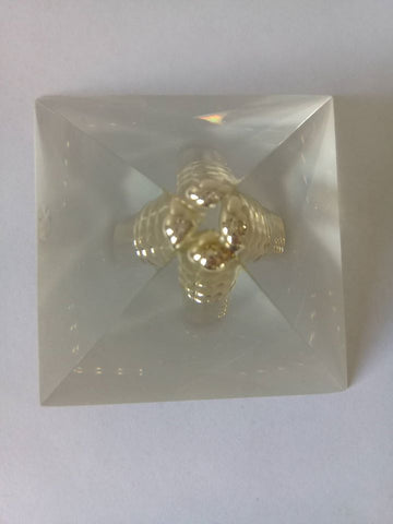 Waves of sacred shapes & geometries. Effects on the body and the environment?