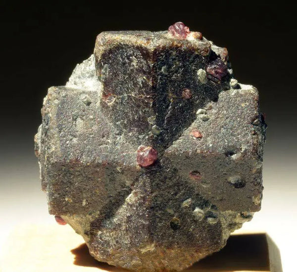 Staurolite or Staurolite