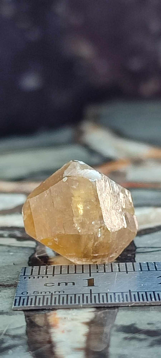 Cérusite du Maroc pierre brute Grade A++++ Cérusite du Maroc pierre brute Dans la besace du p'tit Poucet