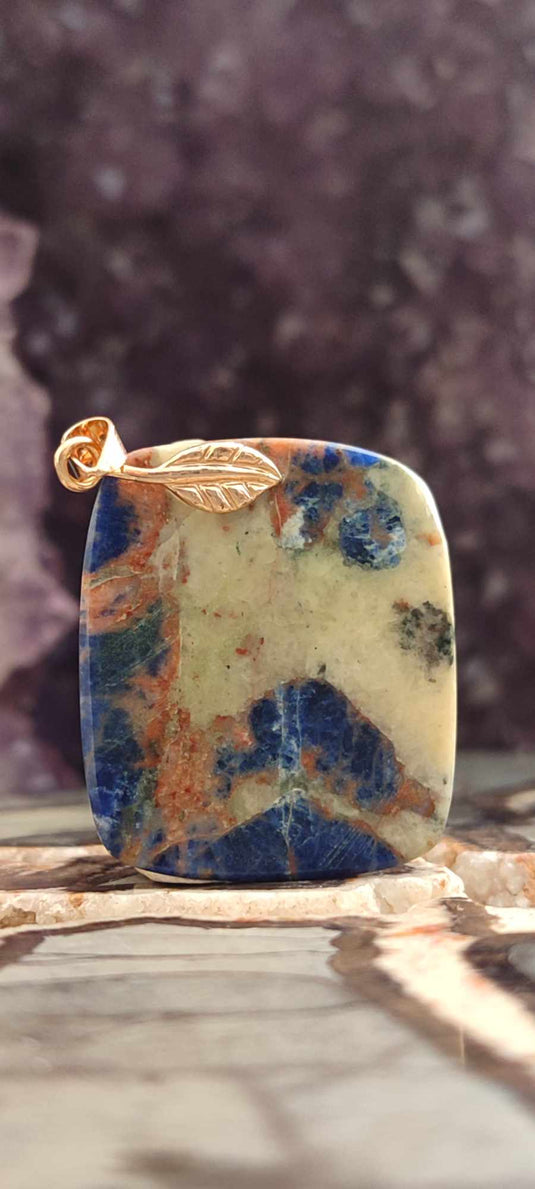 Sodalite coucher de soleil du Brésil pendentif Grade A++++ "Rare" Sodalite coucher de soleil Sodalite/Calcite orange pendentif Dans la besace du p'tit Poucet (Boutique Officielle)