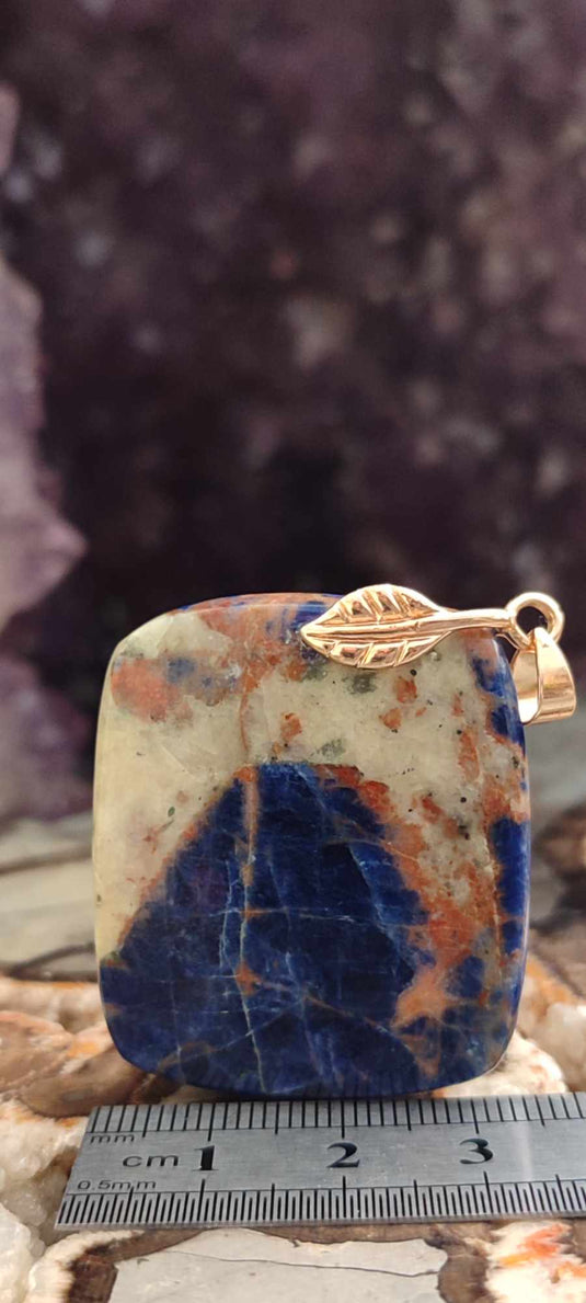 Sodalite coucher de soleil du Brésil pendentif Grade A++++ "Rare" Sodalite coucher de soleil Sodalite/Calcite orange pendentif Dans la besace du p'tit Poucet (Boutique Officielle)