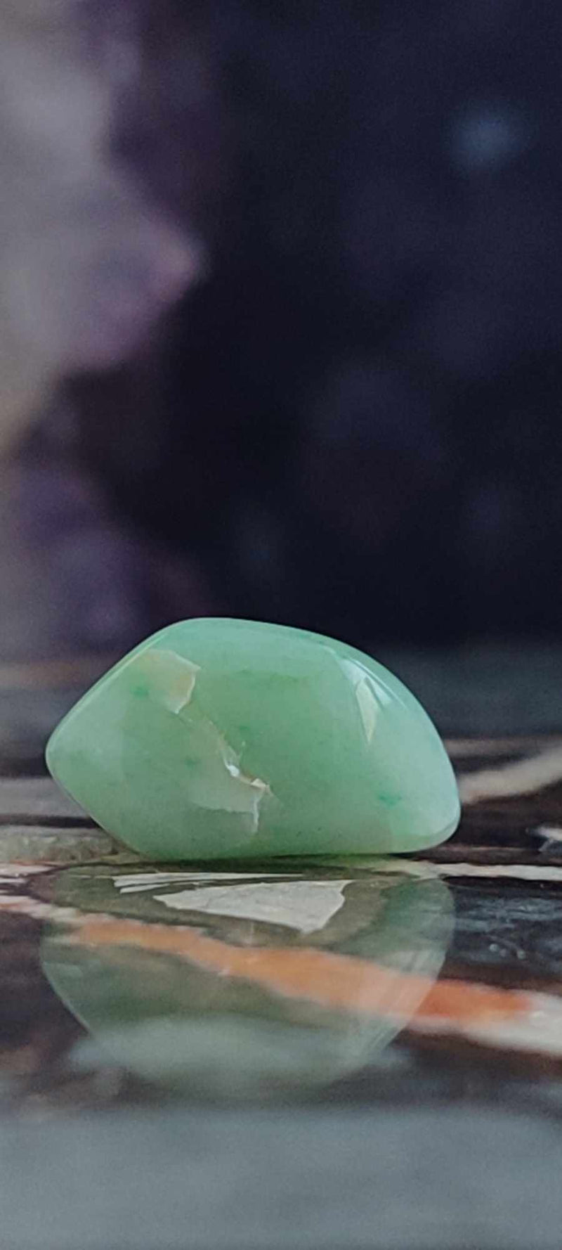 Загрузить изображение в просмотрщик галереи, Chrysoprase du Kazakhstan pierre roulée Grade &quot;Extra&quot; Chrysoprase pierre roulée Dans la besace du p&#39;tit Poucet (Boutique Officielle)
