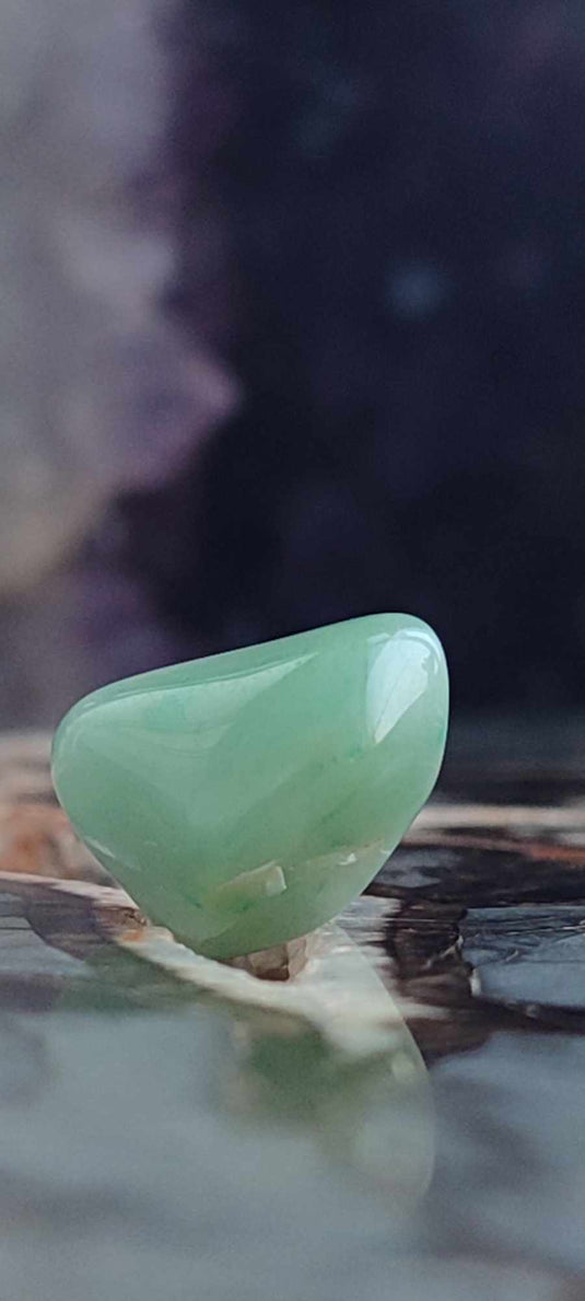 Chrysoprase du Kazakhstan pierre roulée Grade "Extra" Chrysoprase pierre roulée Dans la besace du p'tit Poucet (Boutique Officielle)