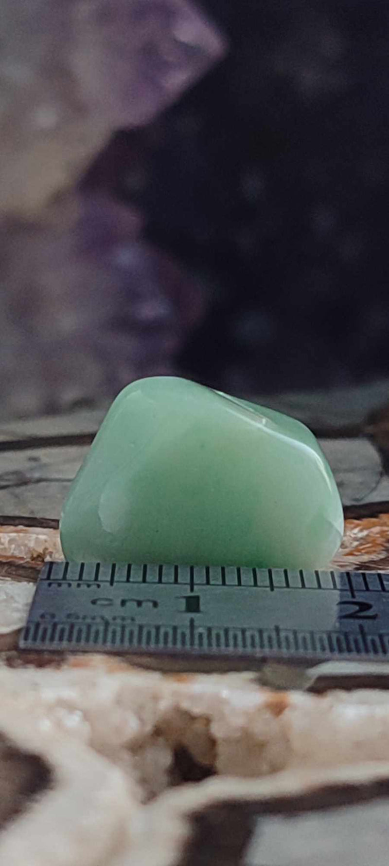 Загрузить изображение в просмотрщик галереи, Chrysoprase du Kazakhstan pierre roulée Grade &quot;Extra&quot; Chrysoprase pierre roulée Dans la besace du p&#39;tit Poucet (Boutique Officielle)
