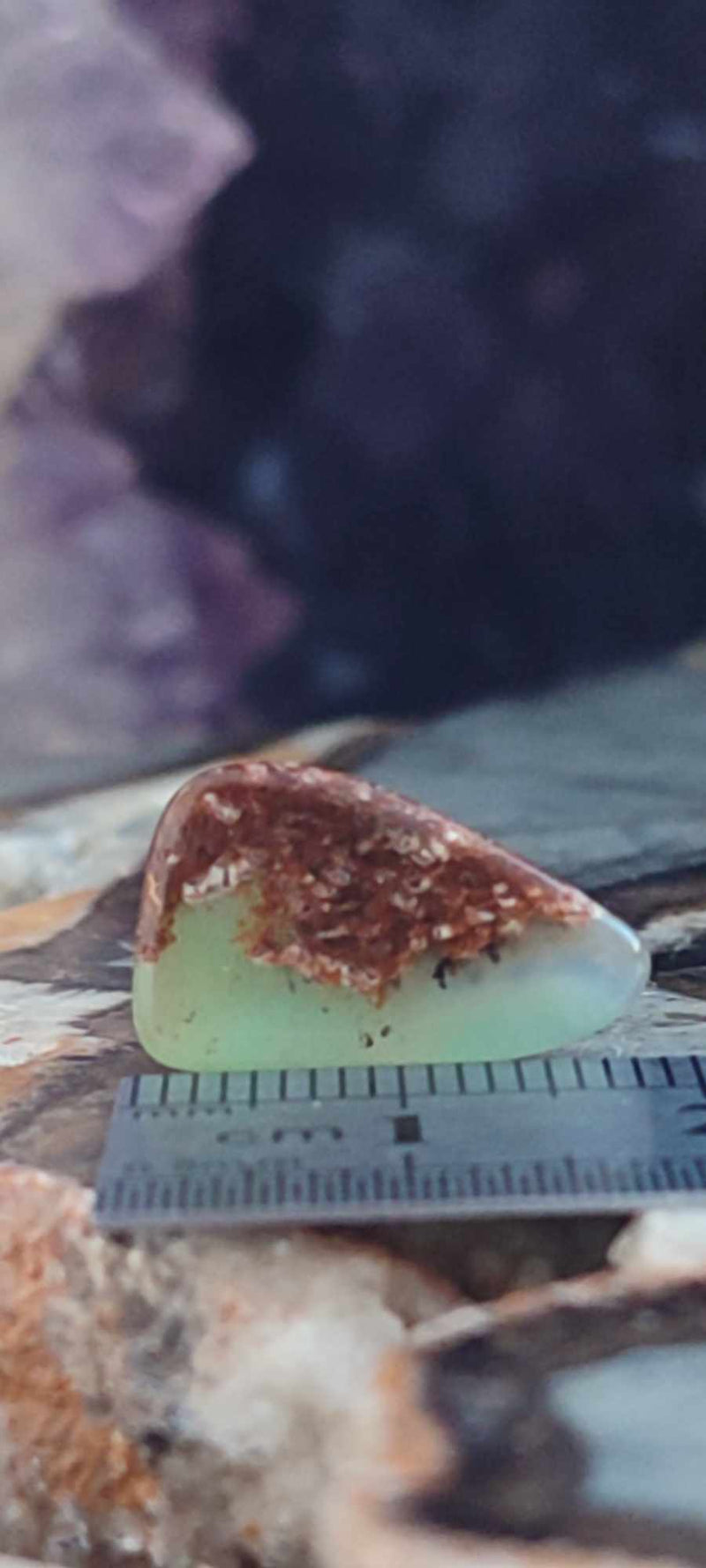 Загрузить изображение в просмотрщик галереи, Chrysoprase du Kazakhstan pierre roulée Grade &quot;Extra&quot; Chrysoprase pierre roulée Dans la besace du p&#39;tit Poucet (Boutique Officielle)
