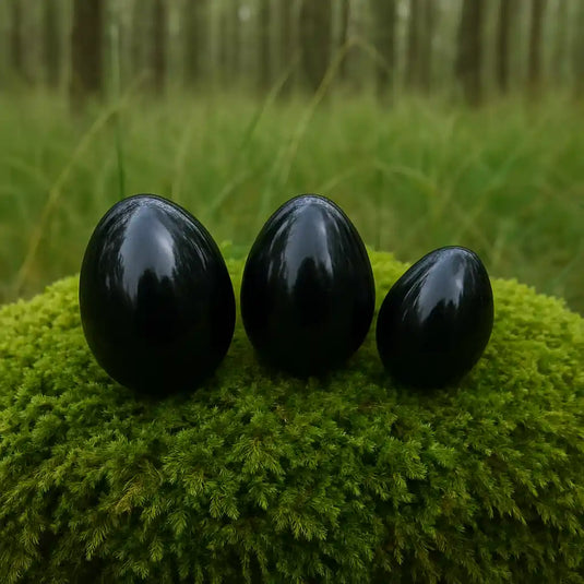“Tantra Yoni” egg in black obsidian from Mexico