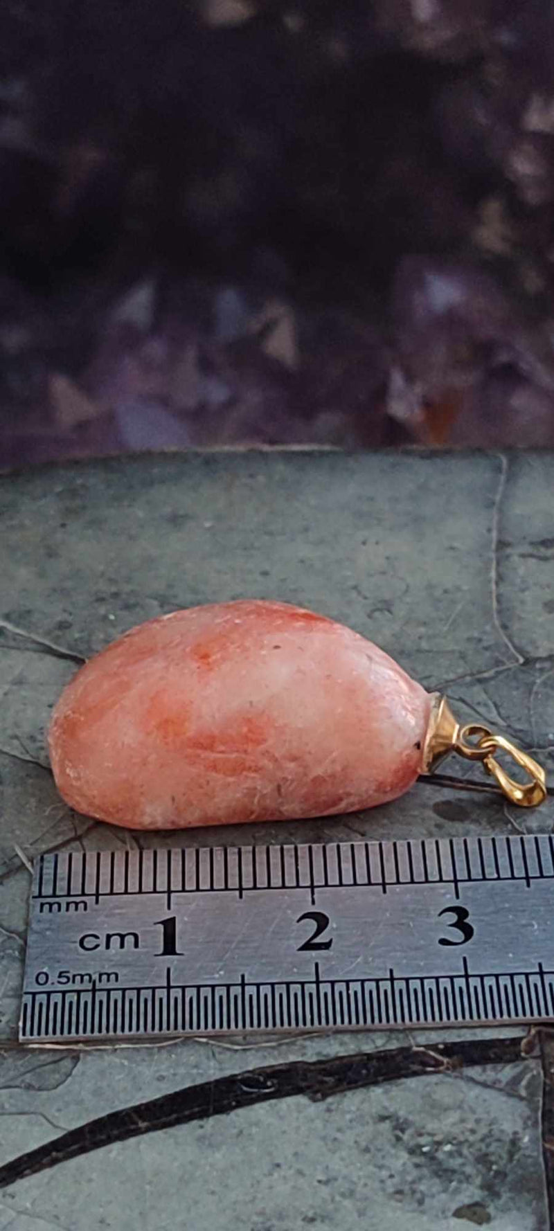 Laden Sie das Bild in Galerie -Viewer, Pierre du soleil Héliolite du Brésil pendentif Grade A++++ (fourni avec cordon) Pierre du soleil héliolite pendentif Dans la besace du p&#39;tit Poucet (Boutique Officielle)
