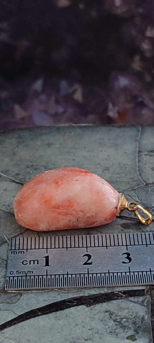 Pierre du soleil Héliolite du Brésil pendentif Grade A++++ (fourni avec cordon) Pierre du soleil héliolite pendentif Dans la besace du p'tit Poucet (Boutique Officielle)