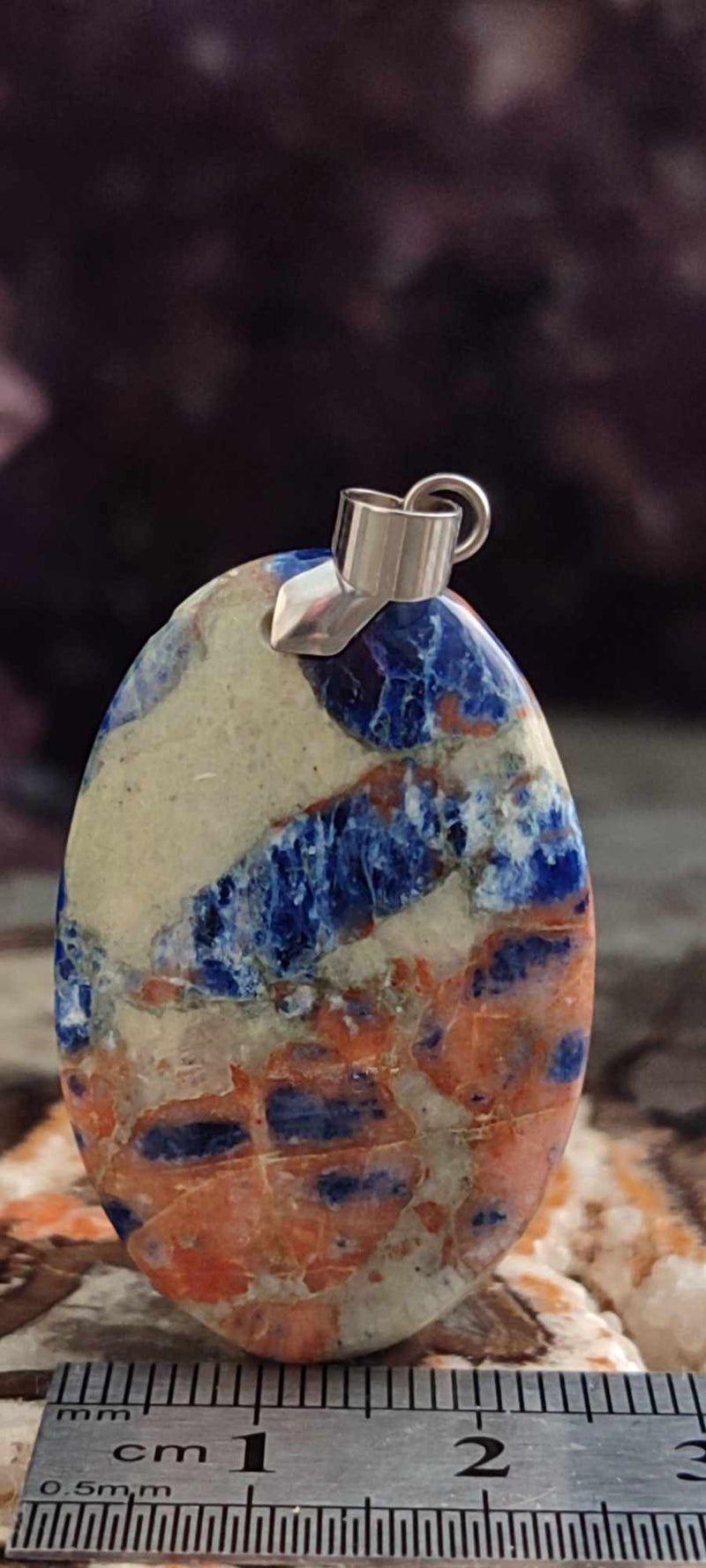 Carica immagine in Galleria Viewer, Sodalite coucher de soleil du Brésil pendentif Grade A++++ &quot;Rare&quot; Sodalite coucher de soleil Sodalite/Calcite orange pendentif Dans la besace du p&#39;tit Poucet (Boutique Officielle)
