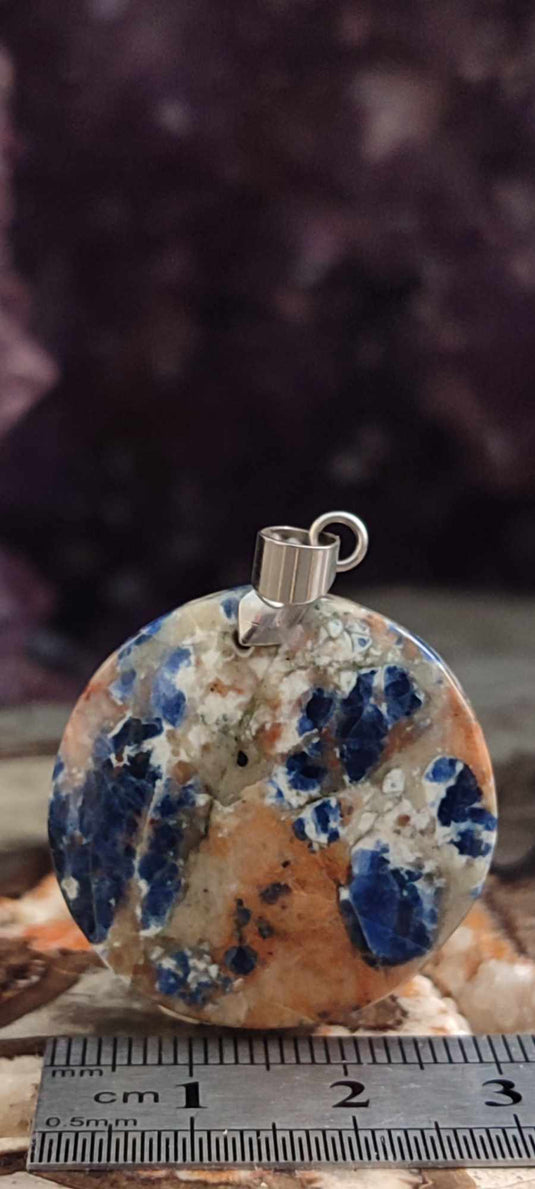 Sodalite couché de soleil du Brésil pendentif Grade A++++ "Rare" Sodalite coucher de soleil Sodalite/Calcite orange pendentif Dans la besace du p'tit Poucet (Boutique Officielle)