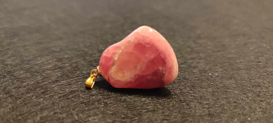 Rhodochrosite cristallisée du Pérou pendentif Grade "Extra" (fourni avec cordon) Dans la besace du p'tit Poucet (Boutique Officielle)