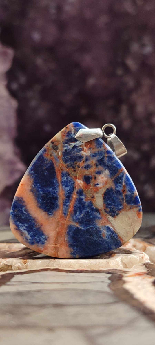 Sodalite coucher de soleil du Brésil pendentif Grade A++++ 