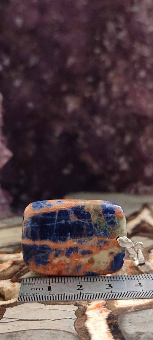 Sodalite coucher de soleil du Brésil pendentif Grade A++++ "Rare" Sodalite coucher de soleil Sodalite/Calcite orange pendentif Dans la besace du p'tit Poucet (Boutique Officielle)