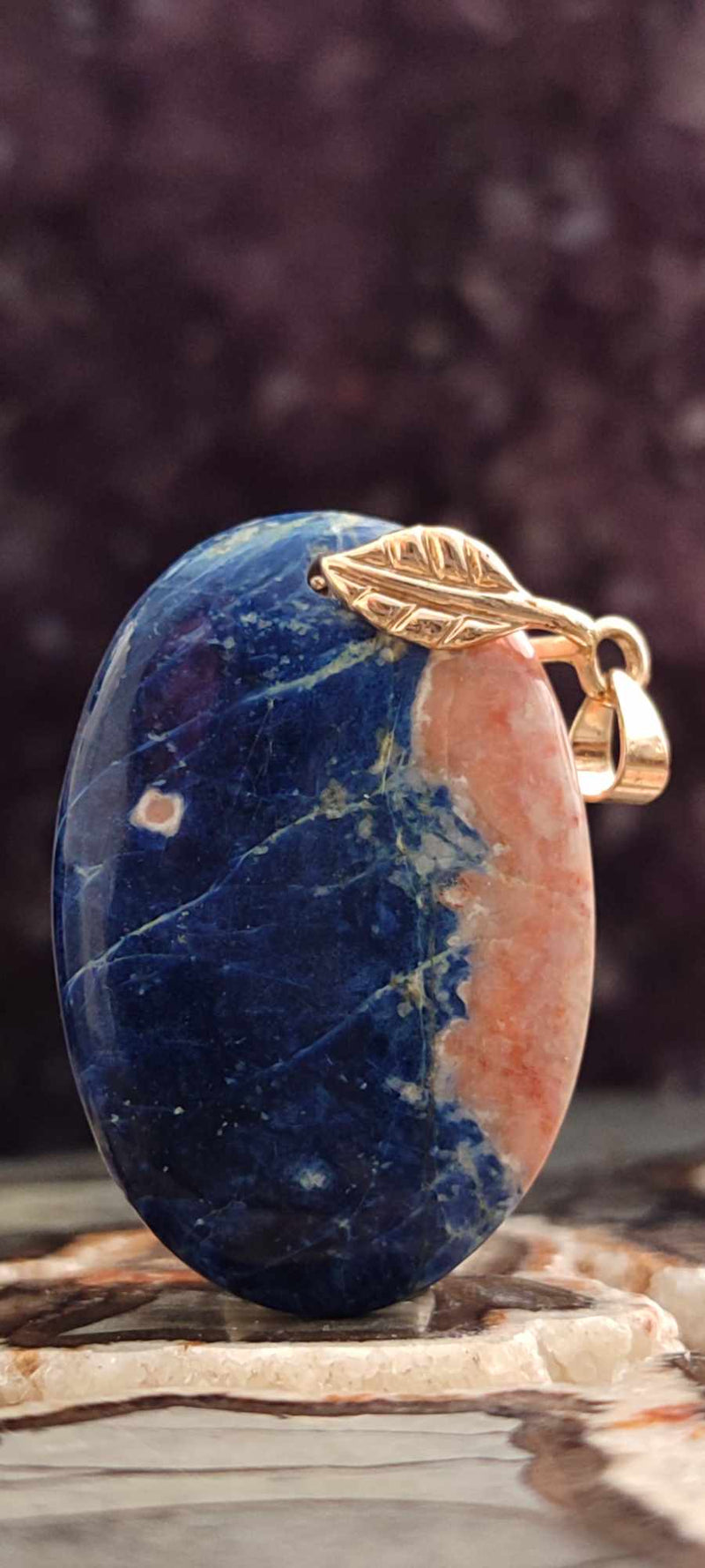 Carica immagine in Galleria Viewer, Sodalite coucher de soleil du brésil pendentif Grade A++++ &quot;Rare&quot; Sodalite coucher de soleil Sodalite/Calcite orange pendentif Dans la besace du p&#39;tit Poucet (Boutique Officielle)
