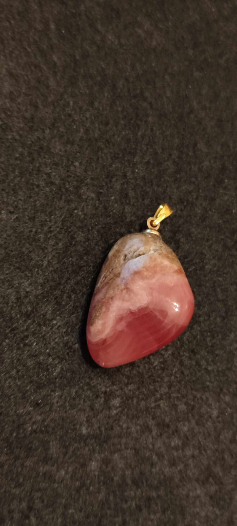 Load image into Gallery viewer, Rhodochrosite cristallisée du Pérou pendentif Grade &quot;Extra&quot; (fourni avec cordon) Rhodochrosite cristallisée du Pérou pendentif Grade &quot;Extra&quot; Dans la besace du p&#39;tit Poucet (Boutique Officielle)
