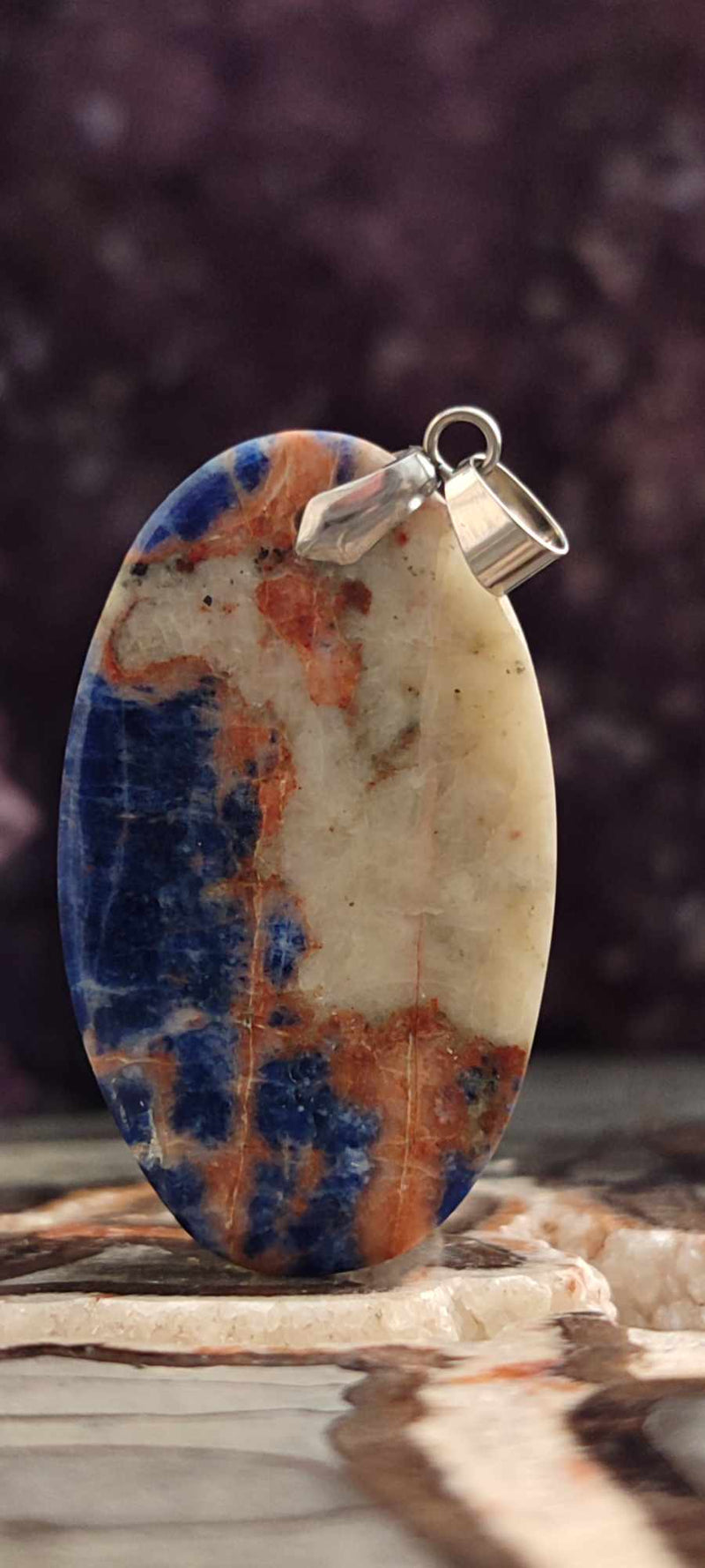 Carica immagine in Galleria Viewer, Sodalite coucher de soleil du Brésil pendentif Grade A++++ &quot;Rare&quot; Sodalite coucher de soleil Sodalite/Calcite orange pendentif Dans la besace du p&#39;tit Poucet (Boutique Officielle)
