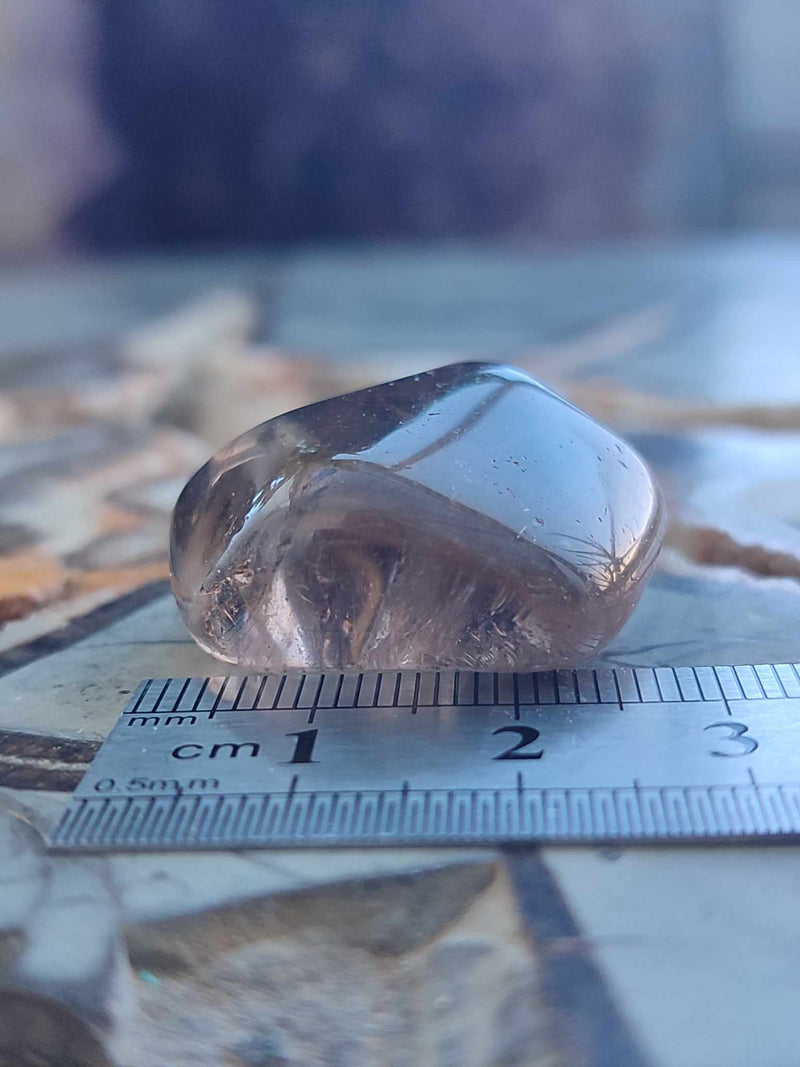 Cargue la imagen en el visor de la galería, Quartz fumé du Brésil pierre roulée Grade A++++ Quartz fumé du Brésil pierre roulée Dans la besace du p&#39;tit Poucet (Boutique Officielle)
